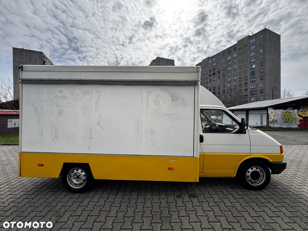 Volkswagen Transporter - 28