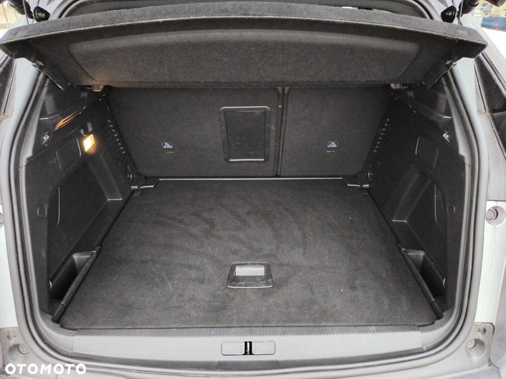 Peugeot 3008 1.2 PureTech Allure Pack S&S EAT8 - 6