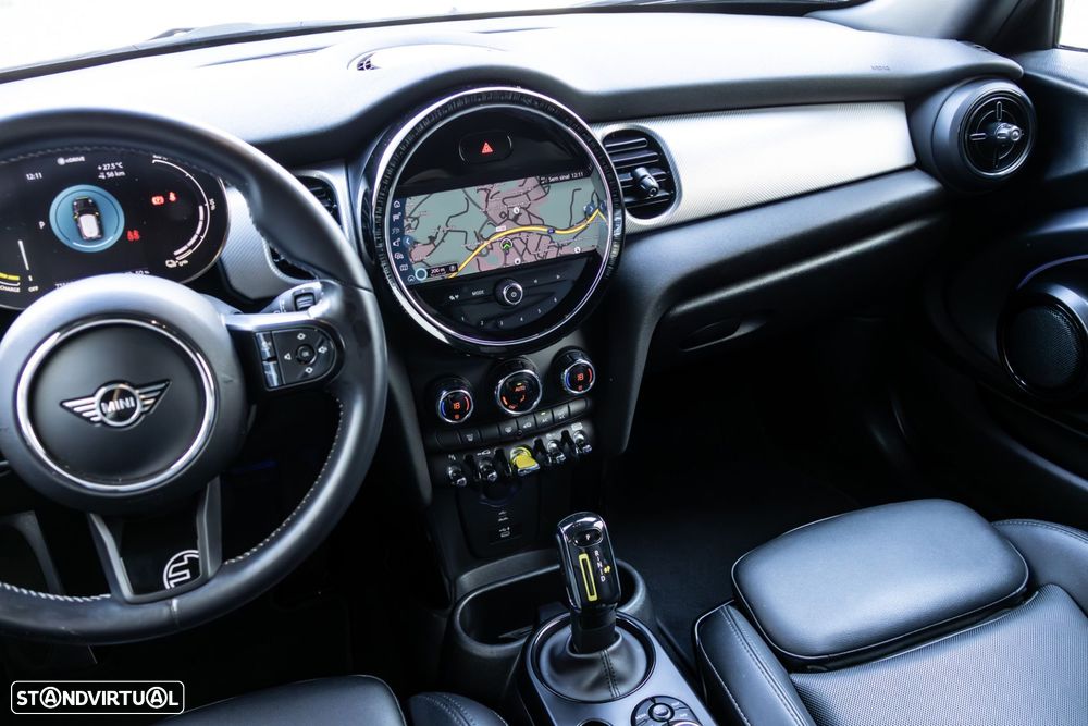 MINI 3 Portas Cooper E Classic S - 28