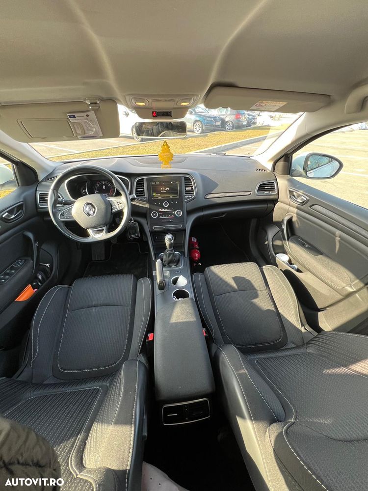Renault Megane - 9