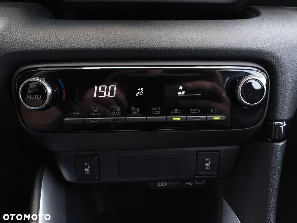 Mazda 2 - 18
