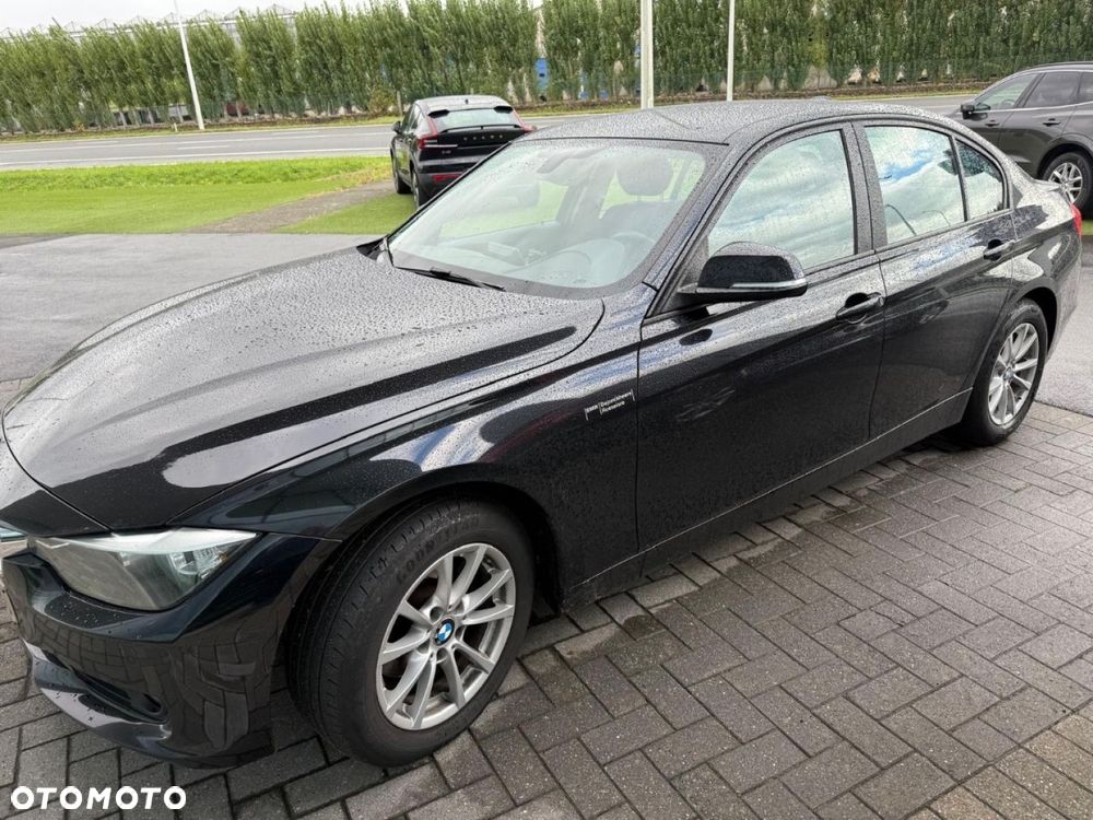 BMW Seria 3 - 1