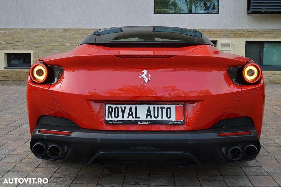 Ferrari Portofino - 11
