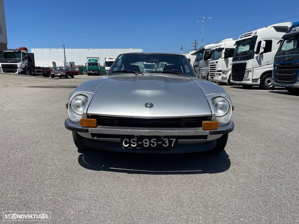 Datsun 240 Z - 5