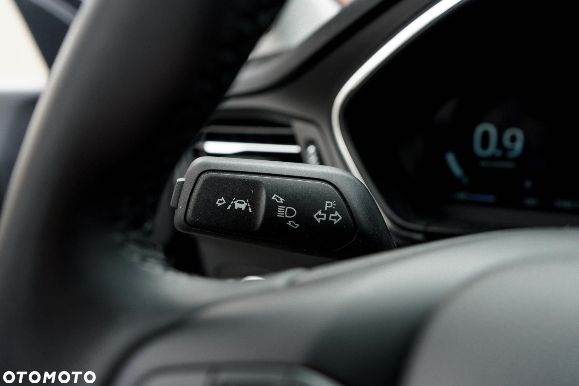 Ford Focus - 23