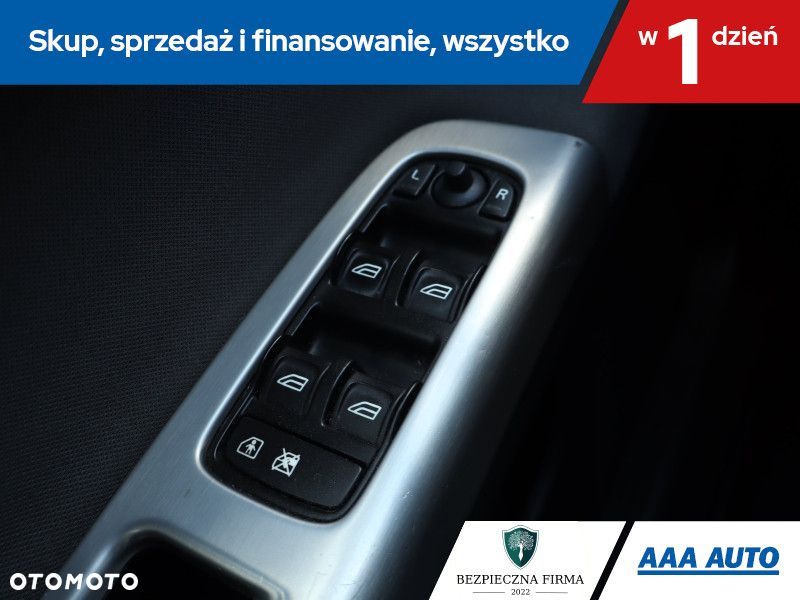 Volvo V50 - 18