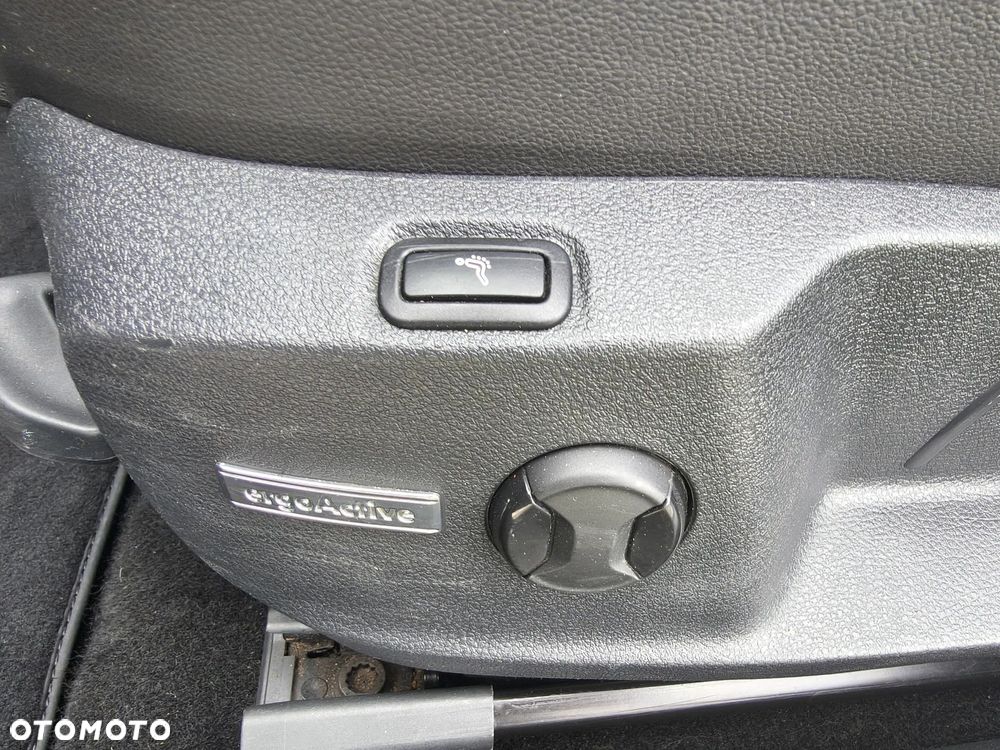 Volkswagen Golf 2.0 TDI 4Motion BlueMotion Technology Allstar - 17