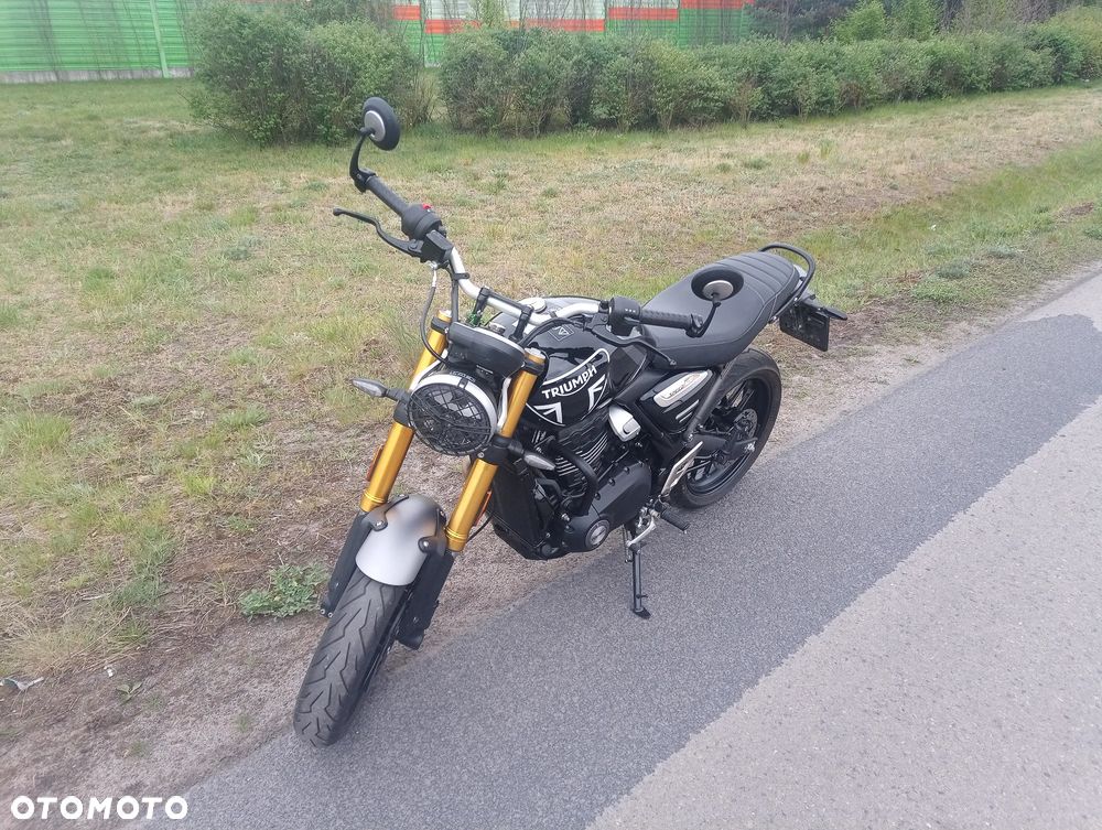 Triumph Inny - 2
