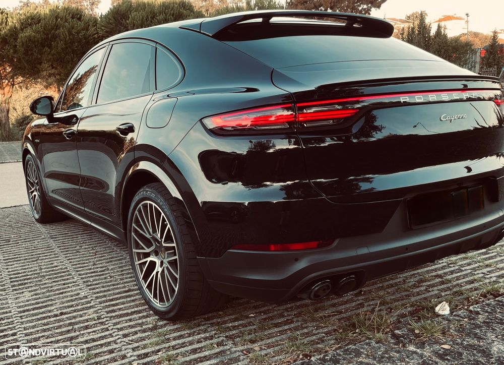 Porsche Cayenne Coupé E-Hybrid - 2