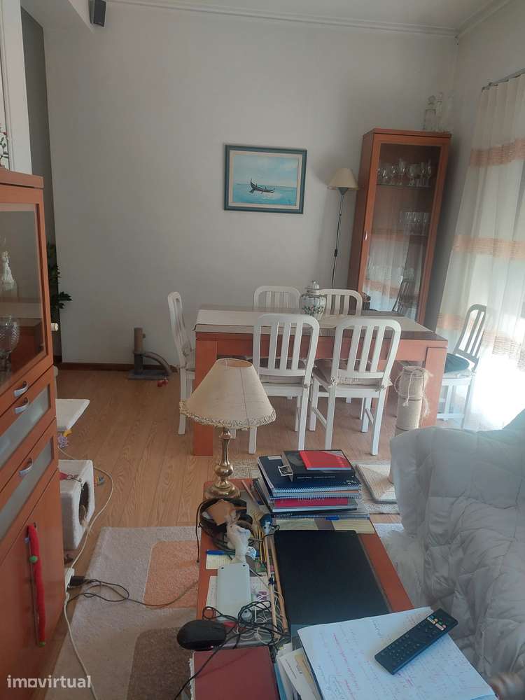 Apartamento T2 com varanda e garagem em Coimbra - Grande imagem: 5/21