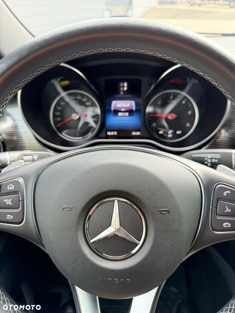 Mercedes-Benz Klasa V 300 d 4-Matic Avantgarde 9G-Tronic - 11