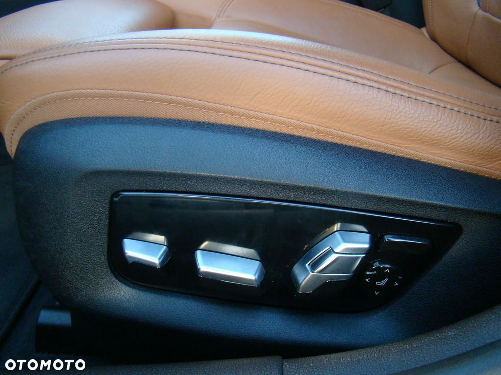 BMW Seria 5 520d xDrive mHEV Luxury Line sport - 23