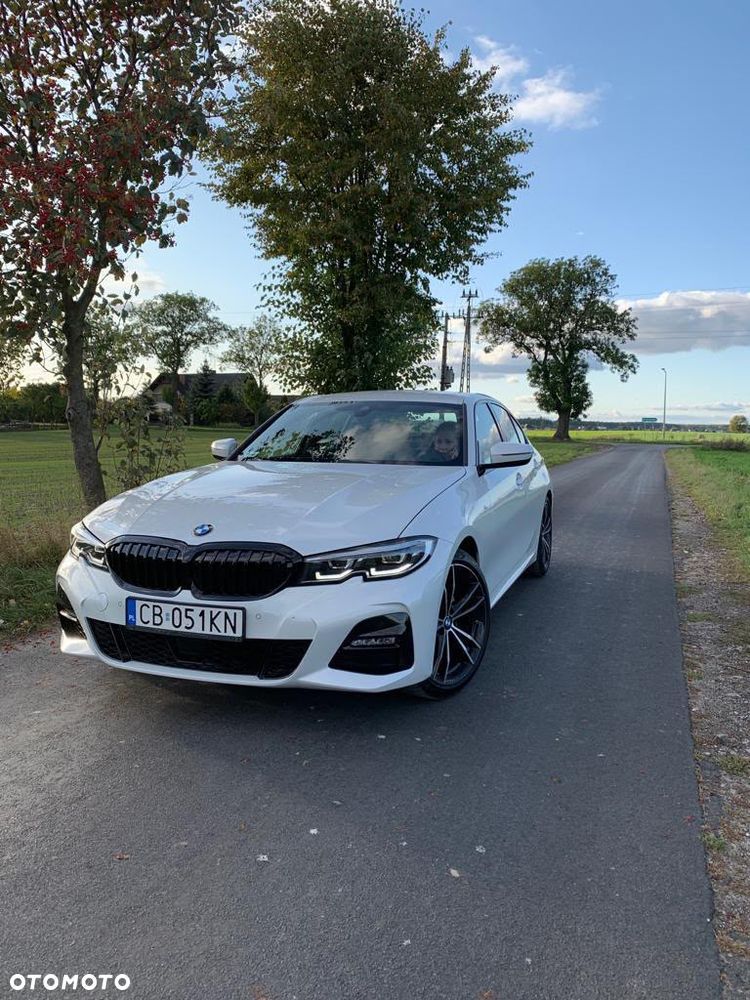 BMW Seria 3 320d M Sport - 1