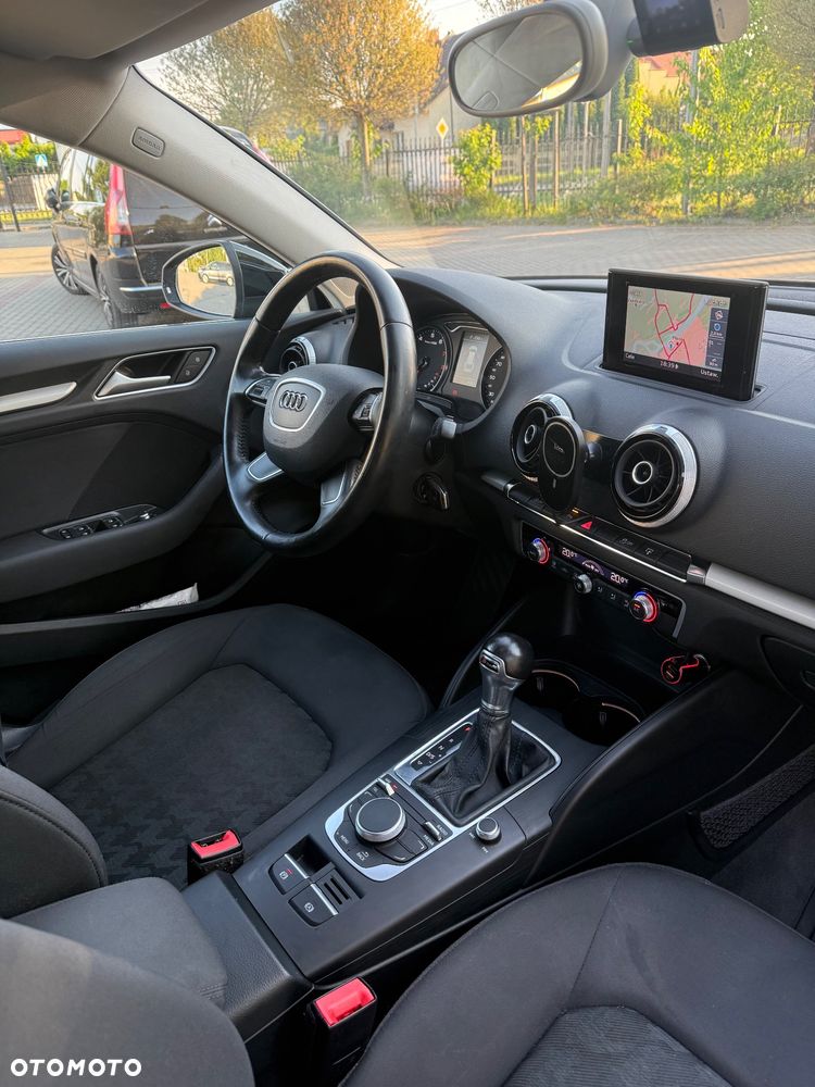 Audi A3 Sportback - 19