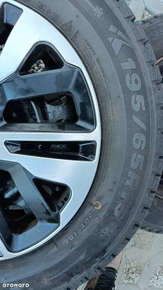 Suzuki SX4 1.6 Premium - 29