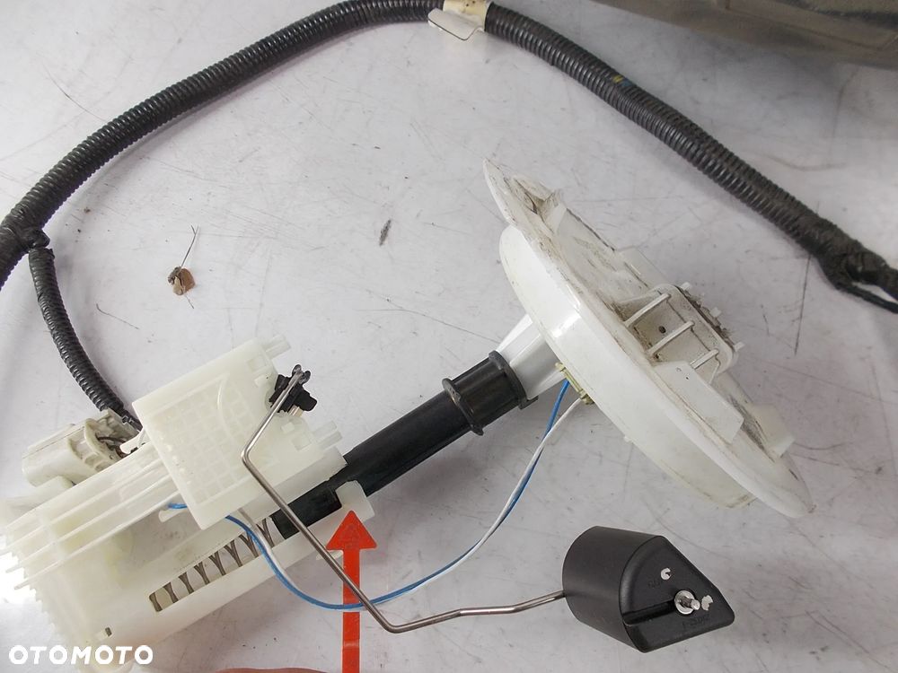 Zbiornik paliwa pompa wlew pływak Camaro VI ABS przewód popma hamulcowa serwo - 5