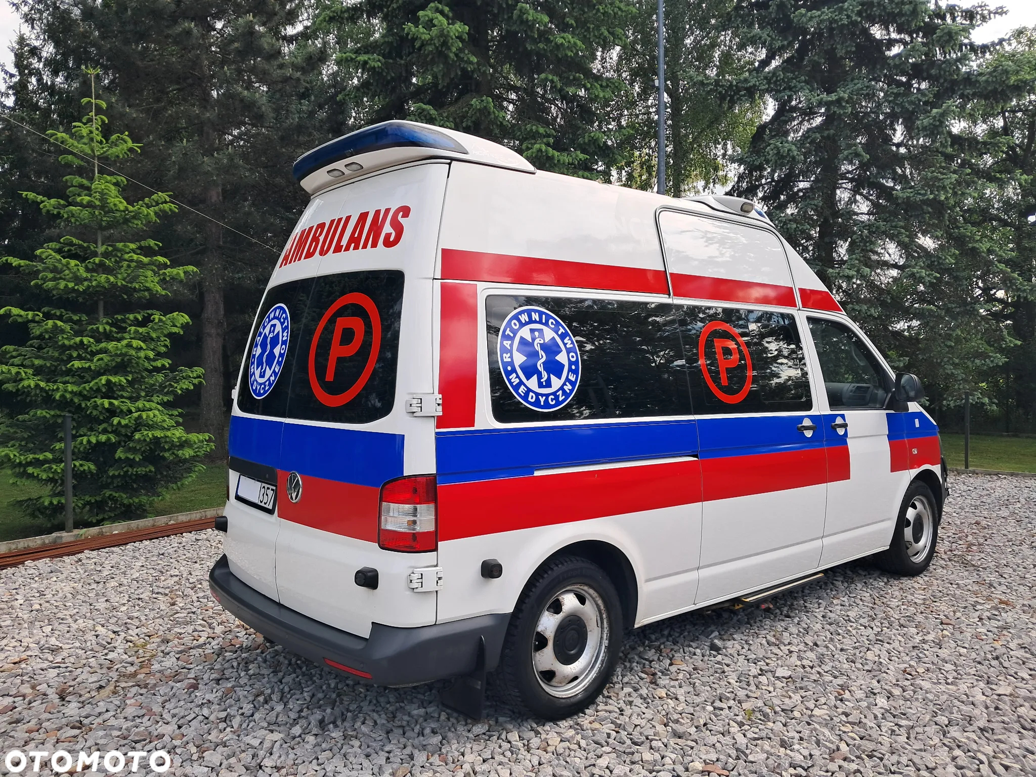 Volkswagen Transporter T5 Karetka Ambulans 4X4 - 19