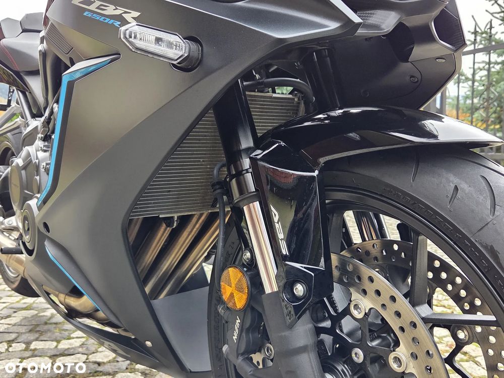 Honda CBR - 29
