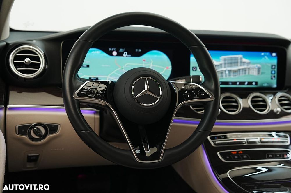Mercedes-Benz E - 16