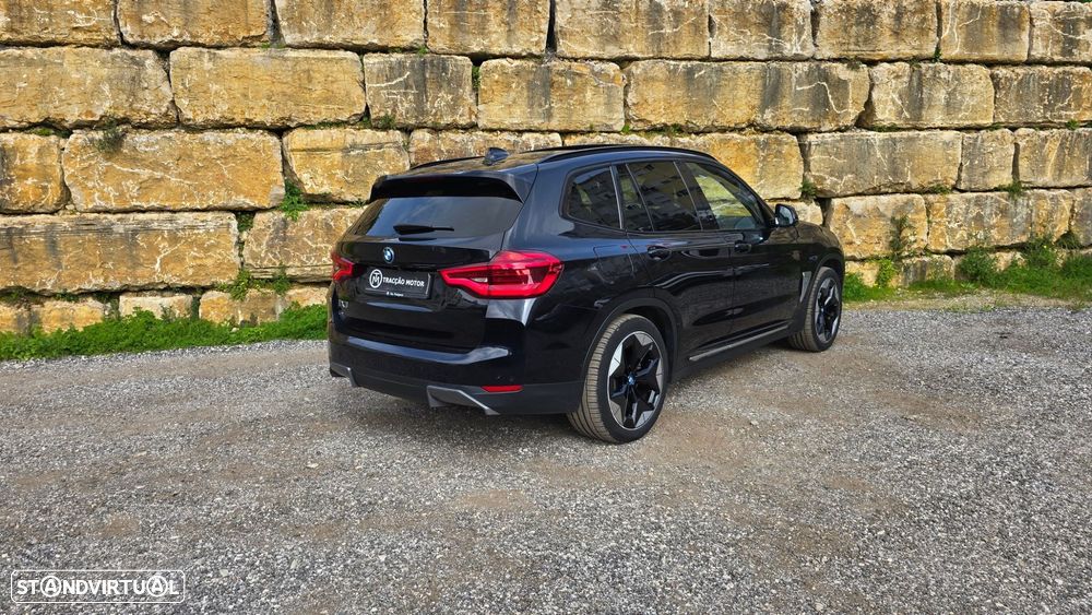 BMW iX3 Impressive - 2