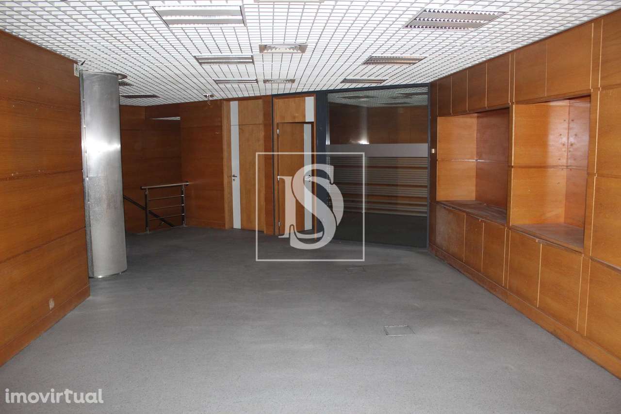 Loja, Porto, Paços de Ferreira, Paços de Ferreira - Grande imagem: 4/12