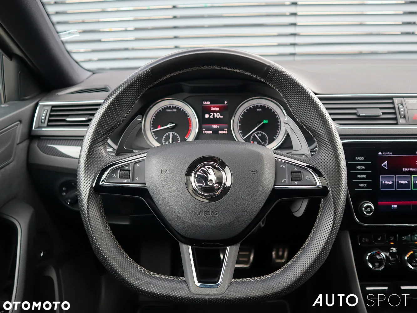 Skoda Superb 2.0 TSI 4x4 Sportline DSG - 21