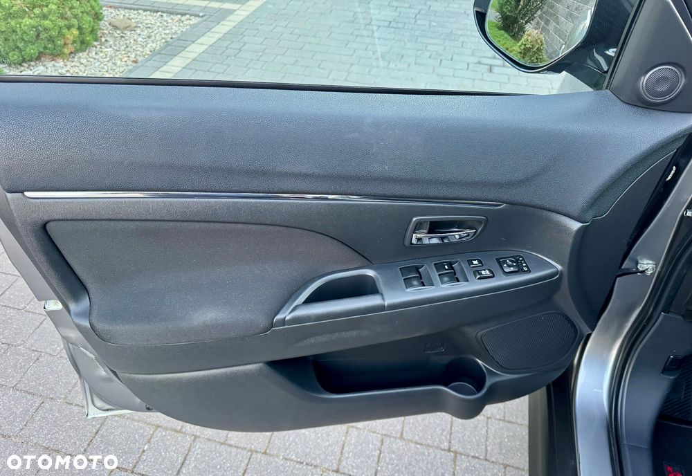 Mitsubishi ASX 2.2 DI-D 4WD Automatik Comfort Edition - 15