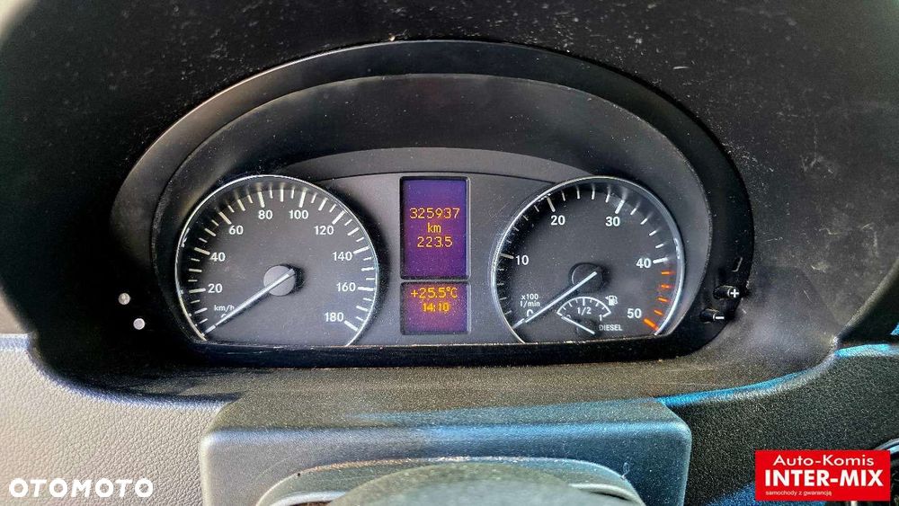Mercedes-Benz SPRINTER - 38