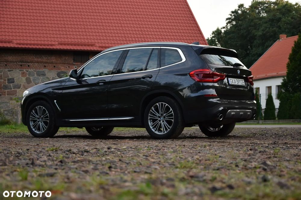 BMW X3 xDrive25d Luxury Line - 3
