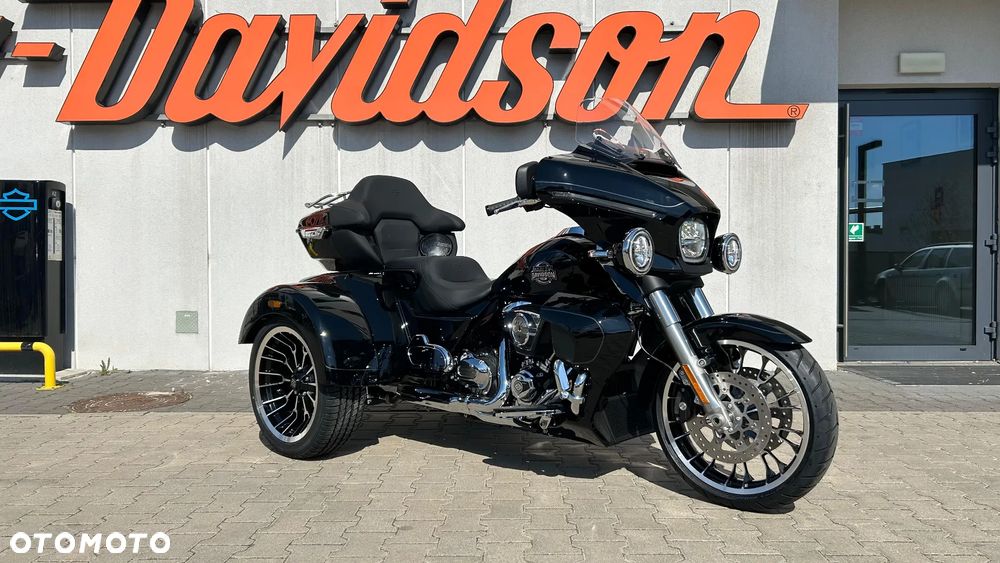 Harley-Davidson Street Glide Trike - 1