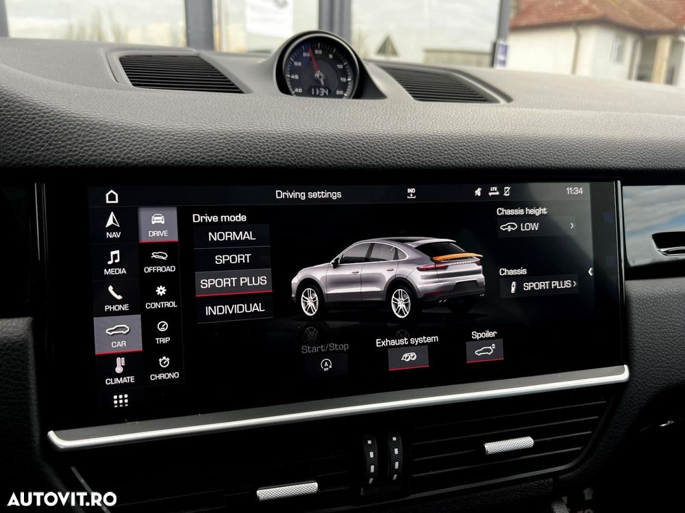 Porsche Cayenne - 24