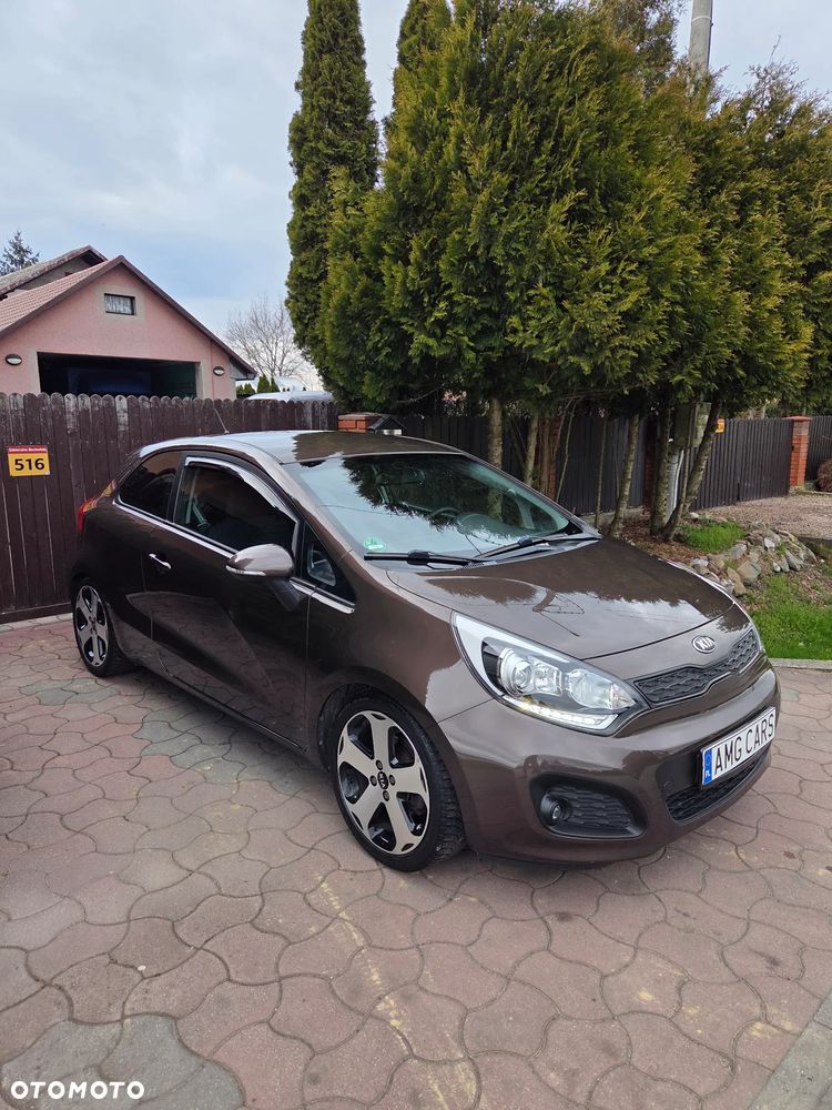 Kia Rio 1.2 XL - 2