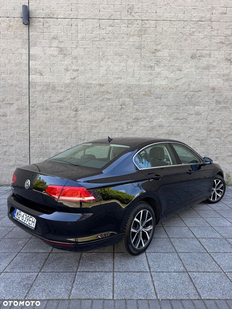 Volkswagen Passat 2.0 TDI SCR Comfortline DSG - 3