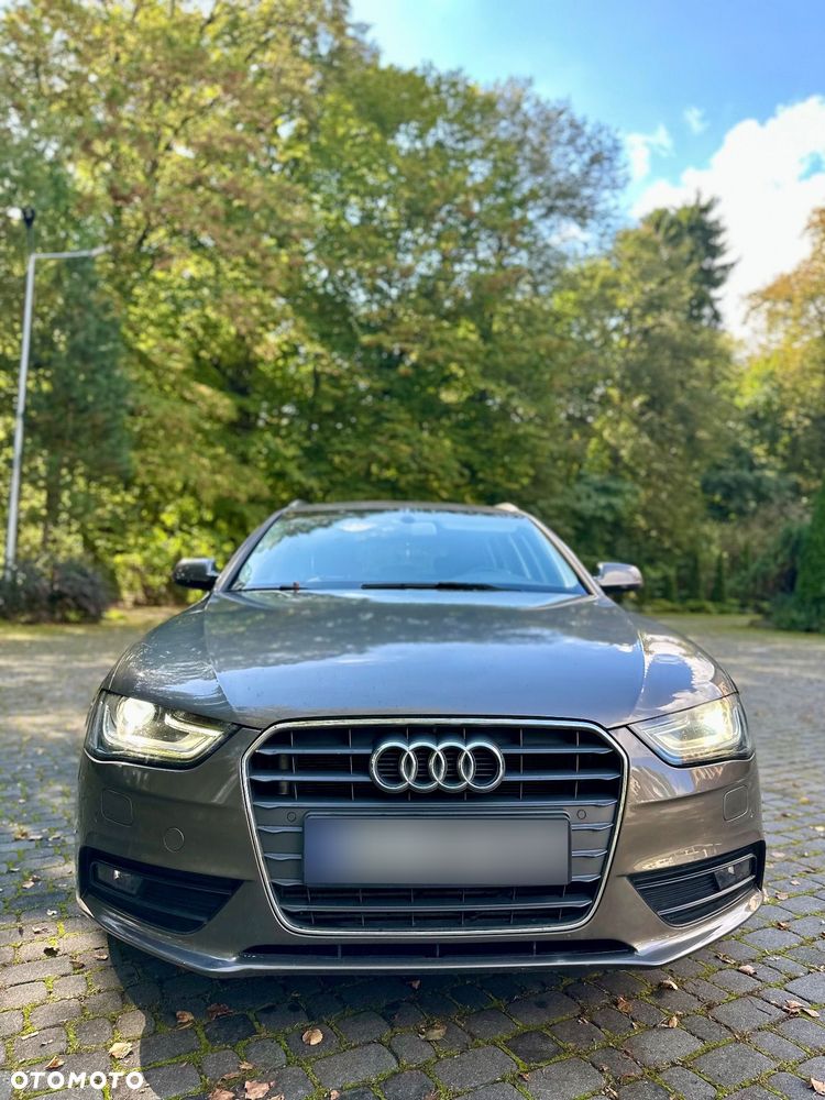 Audi A4 Avant - 13