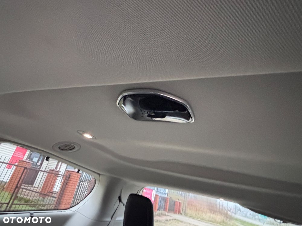 Chrysler Pacifica - 18