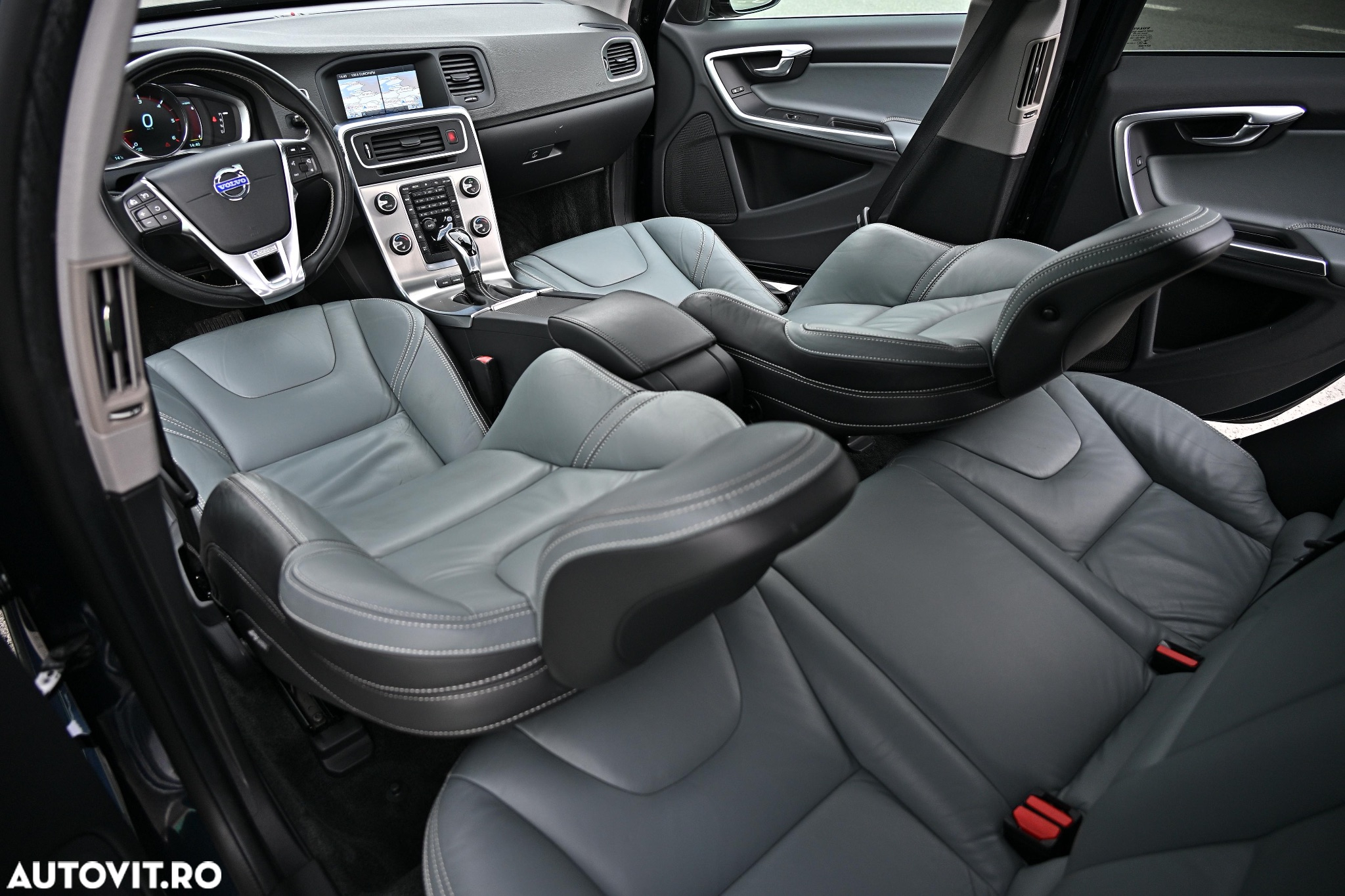 Volvo V60 D6 Plug-In-Hybrid AWD Geartronic Summum - 5