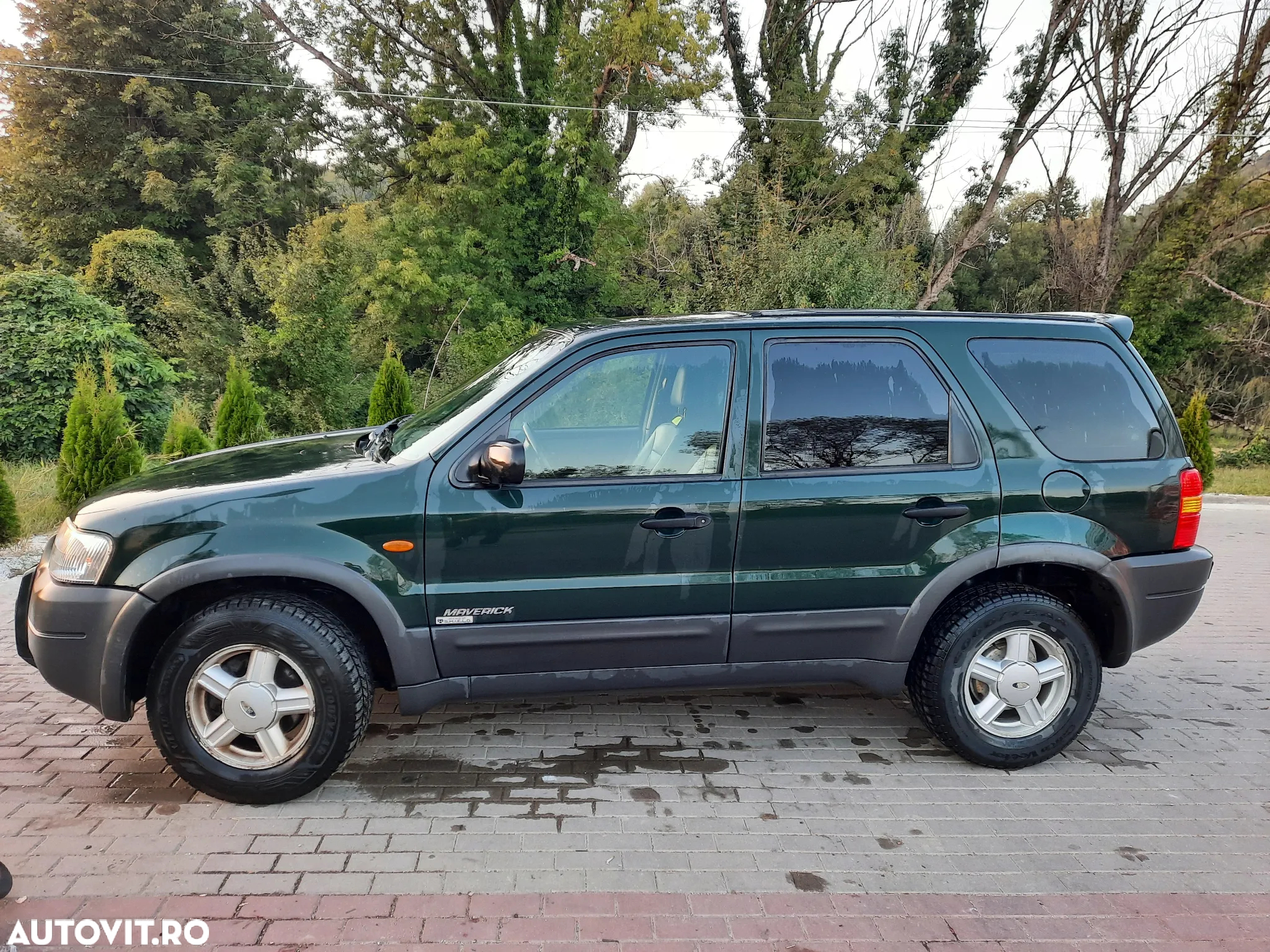 Ford Maverick Standard - 2