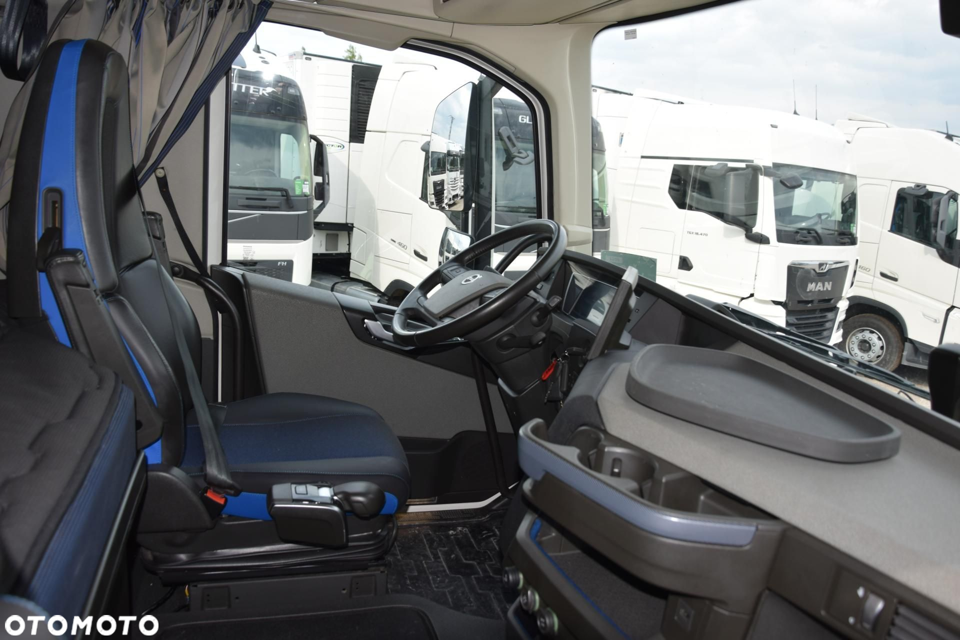 Volvo FH 460 Globetrotter XL i-Save - 16