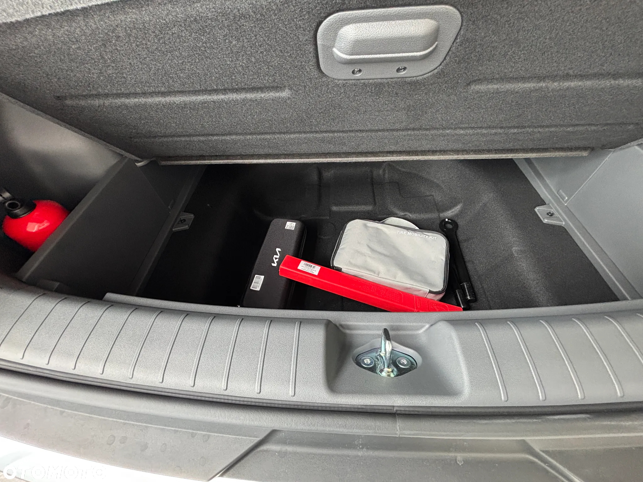 Kia EV3 58.3kWh Earth - 9