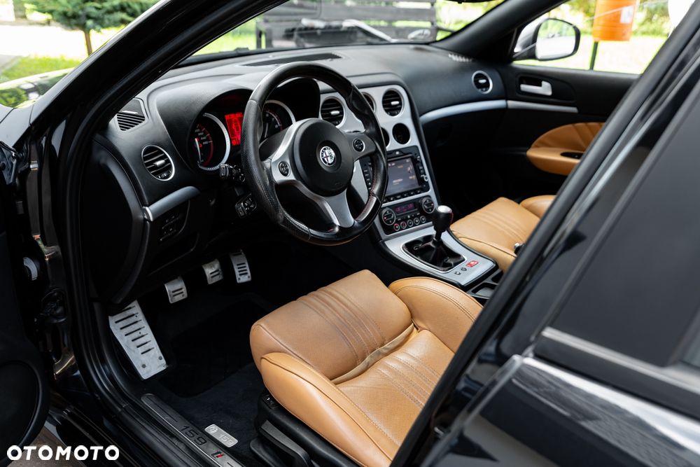 Alfa Romeo 159 1750TBi Sport - 15