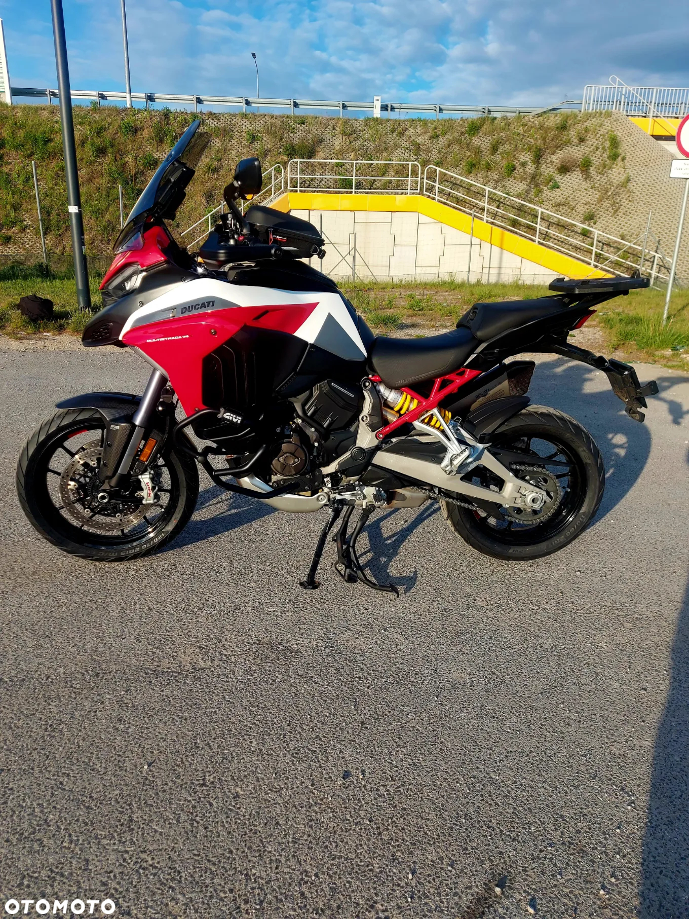 Ducati Multistrada - 21