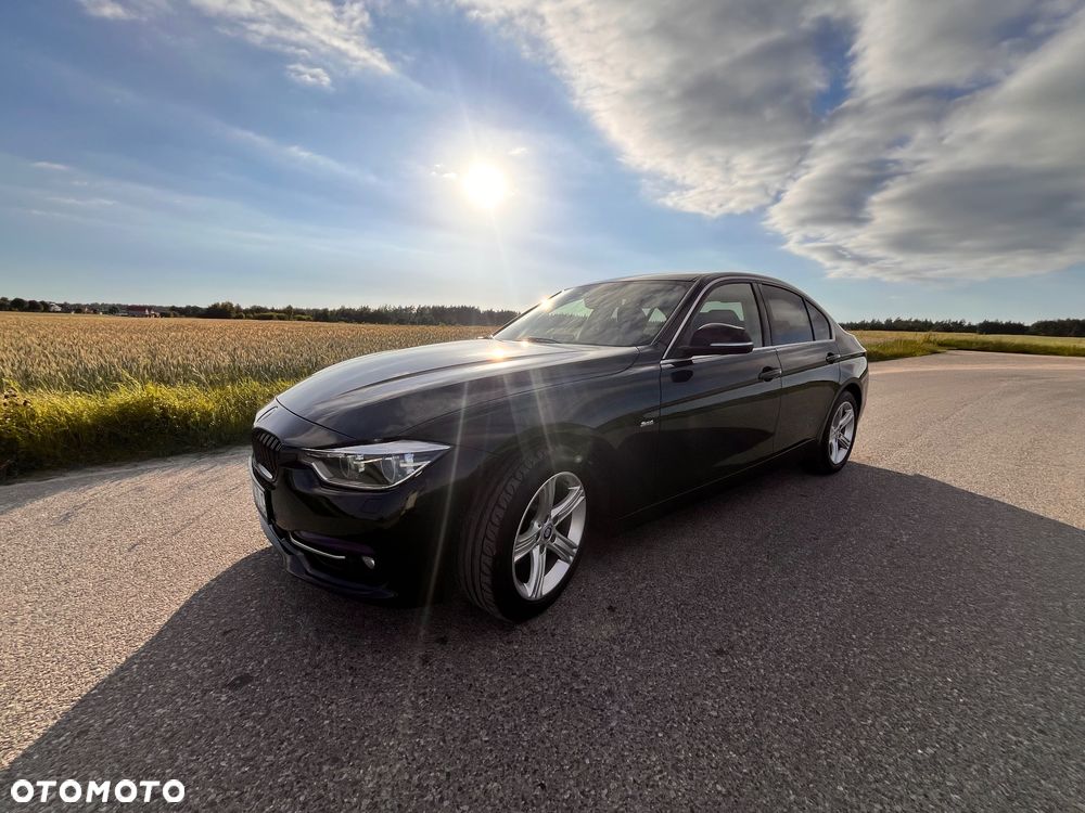 BMW Seria 3 318d Sport Line - 16
