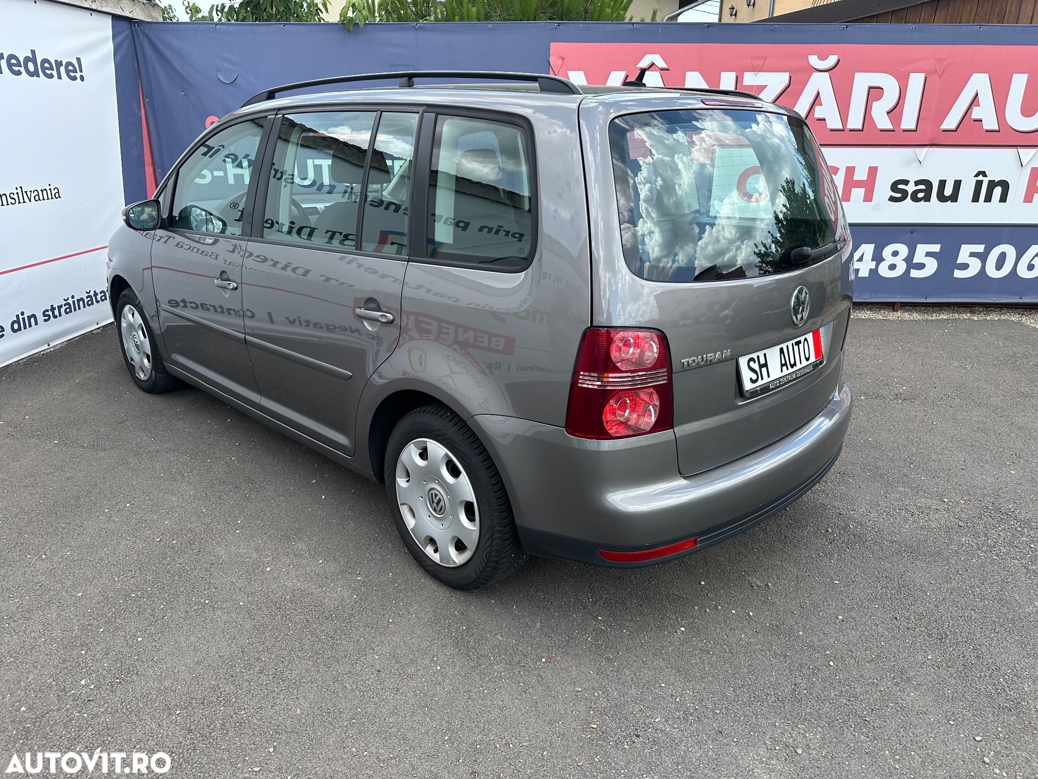 Volkswagen Touran 1.6 Trendline - 5