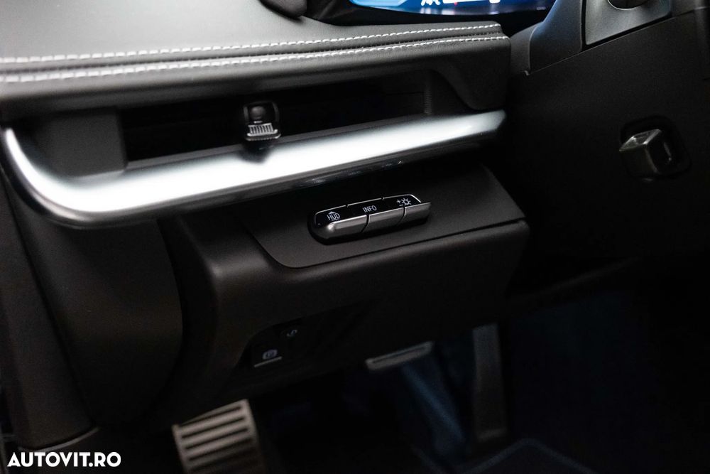 Chevrolet Corvette Stingray 3LT 6.2 V8 Automatik - 26