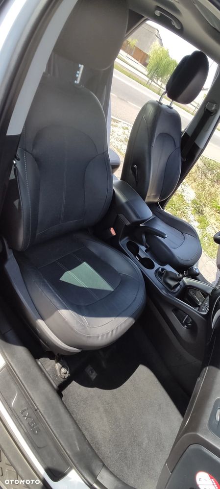Hyundai ix35 blue 1.6 2WD Finale Gold - 22