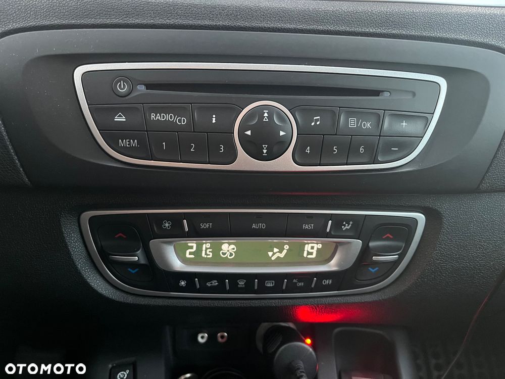 Renault Scenic - 19