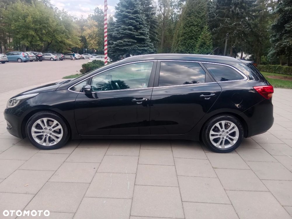 Kia Ceed - 4