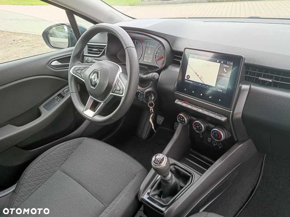 Renault Clio - 9