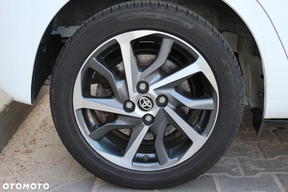 Toyota Yaris 1.5 20th Anniversary - 12