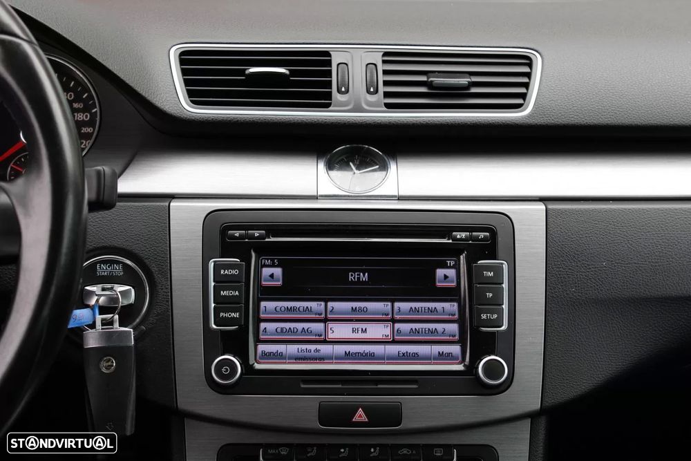VW Passat 1.6 TDI Confortline - 20